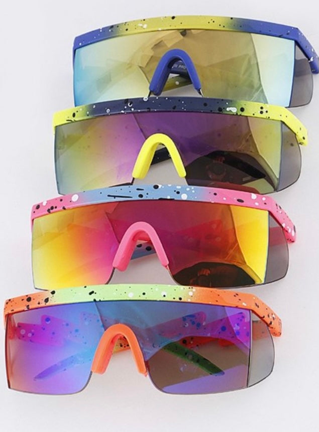 Graffiti Thunderbolt Sunglasses Attractive Fits